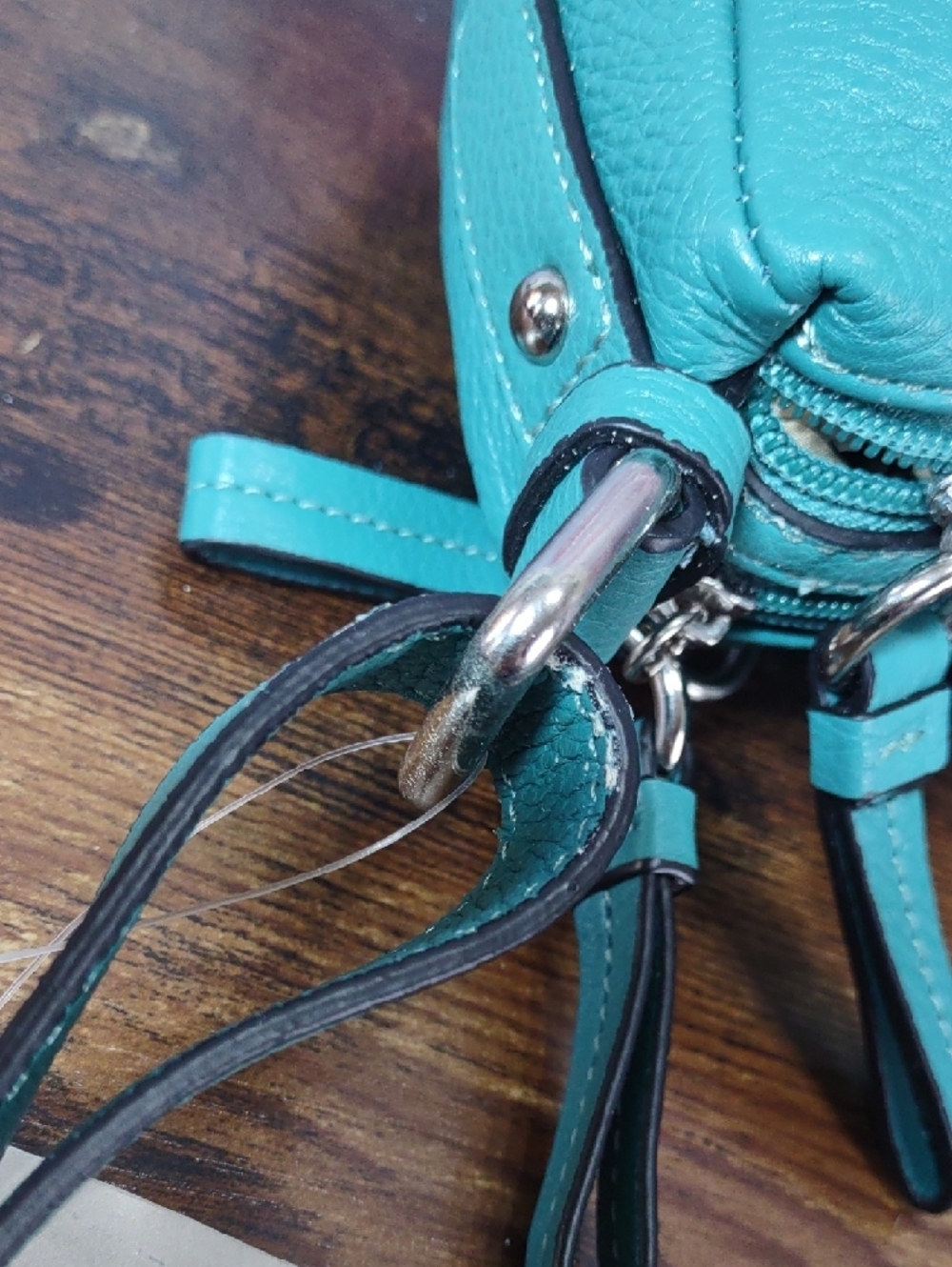 Giani Bernini Pebbled Leather Shoulder Bag - Picture 14 of 14